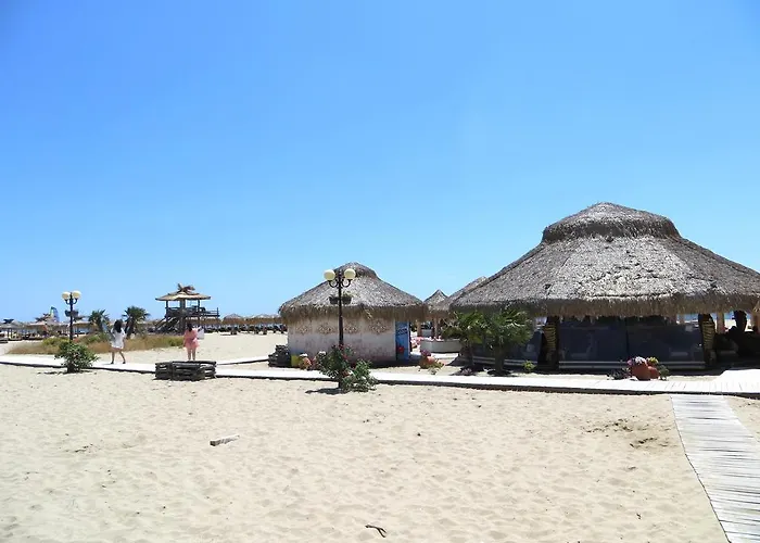 In Riviera Complex Apartment *