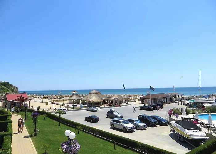 Apartment In Riviera Complex