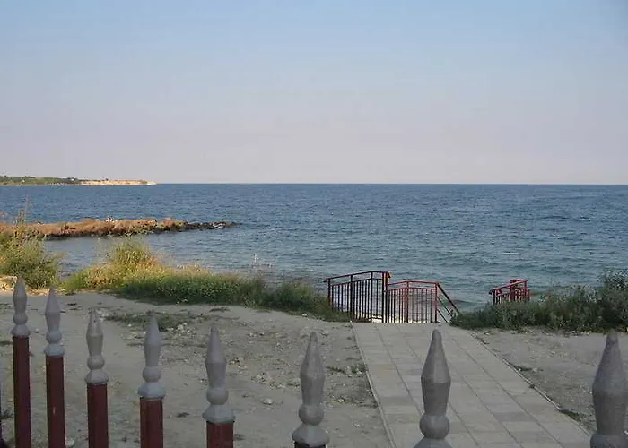 Apartment In Riviera Complex Sveti Vlas